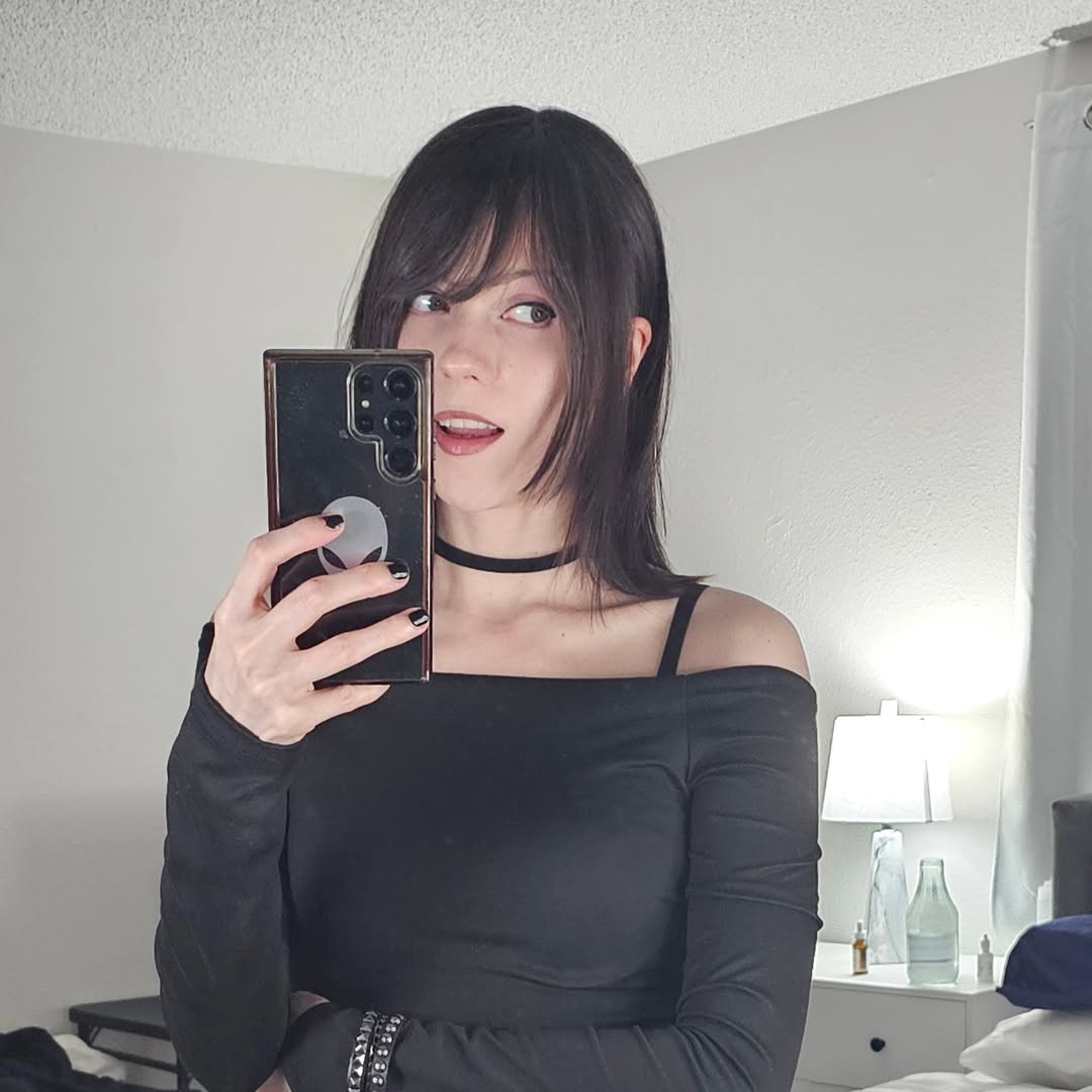 MafiaJinx nude 12