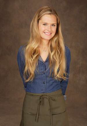 Maggie Lawson nude 11