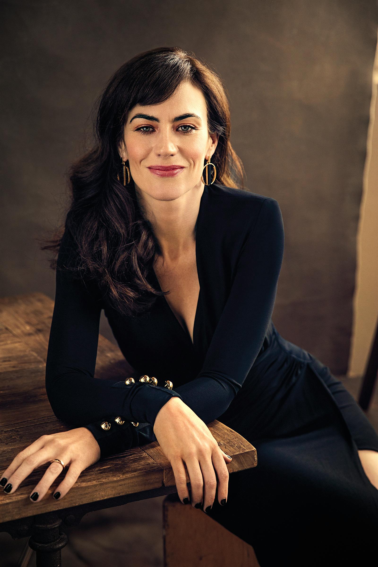 Maggie Siff nude 10