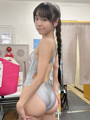 Mahiro Nakamura nude 8