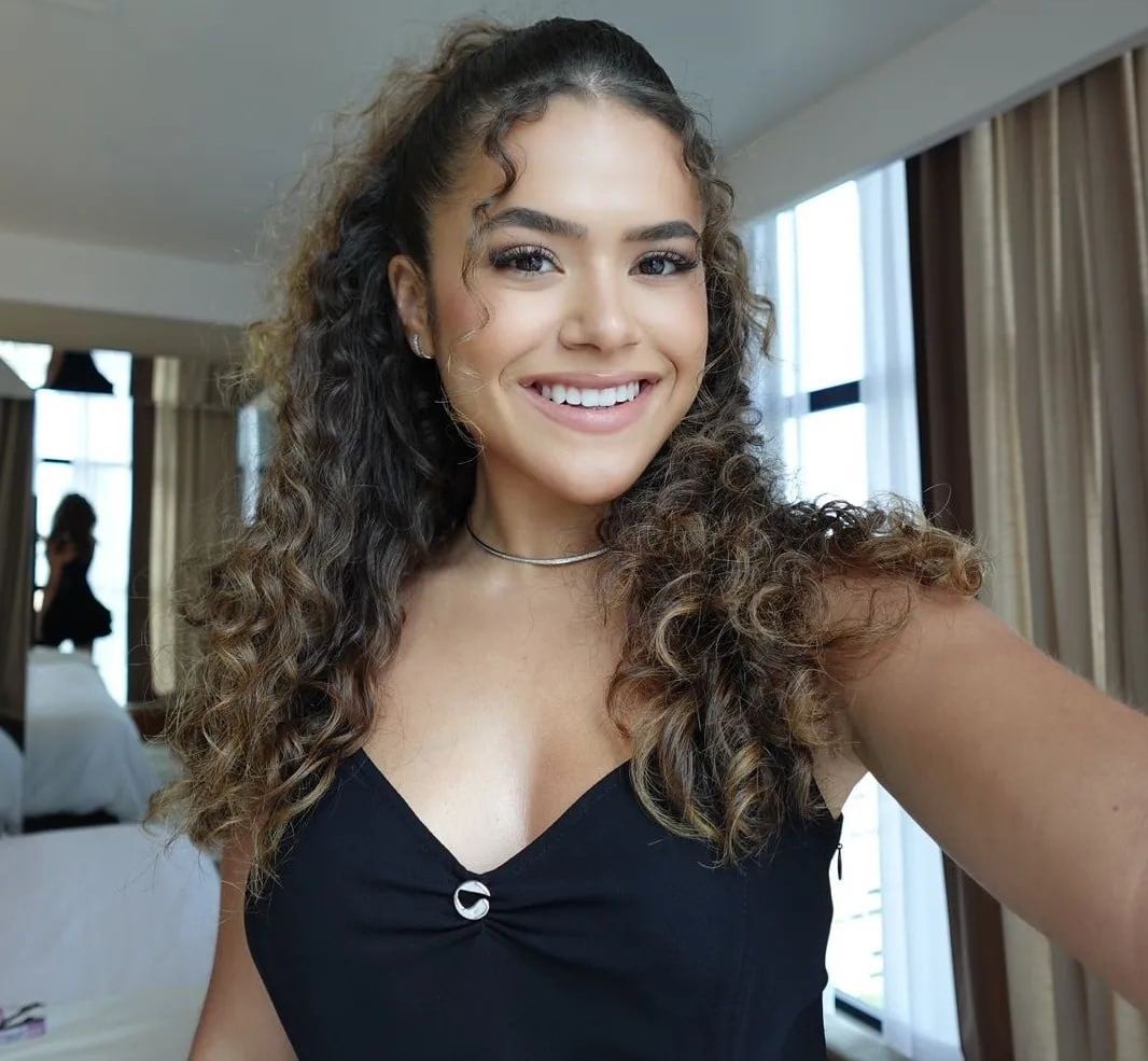 Maisa Silva nude 10
