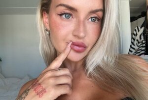 Maja Bebe nude 2