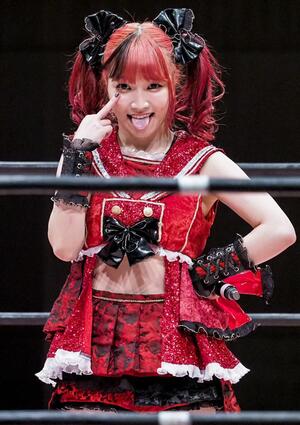 Maki Itoh nude 4