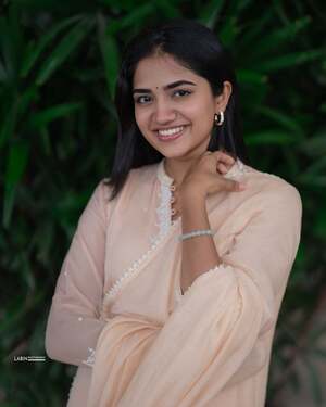 Malavika Manoj nude 5