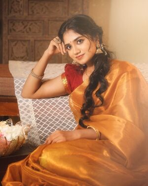 Malavika Manoj nude 7