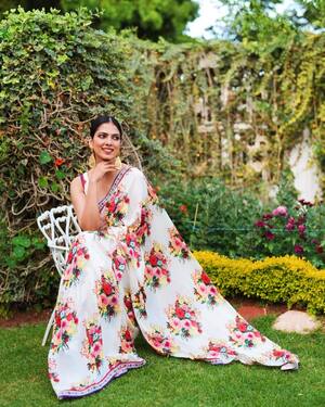 Malavika Mohanan nude 8