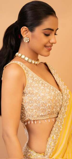 Malvika Sharma nude 7