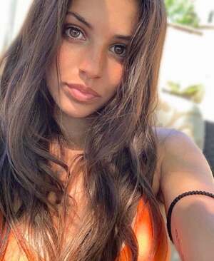 Manon Uffren nude 5