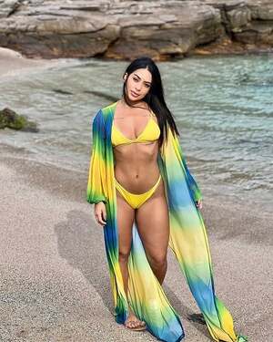 Manu Amaral nude 8