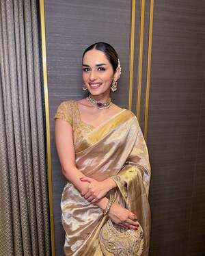 Manushi Chhillar nude 2