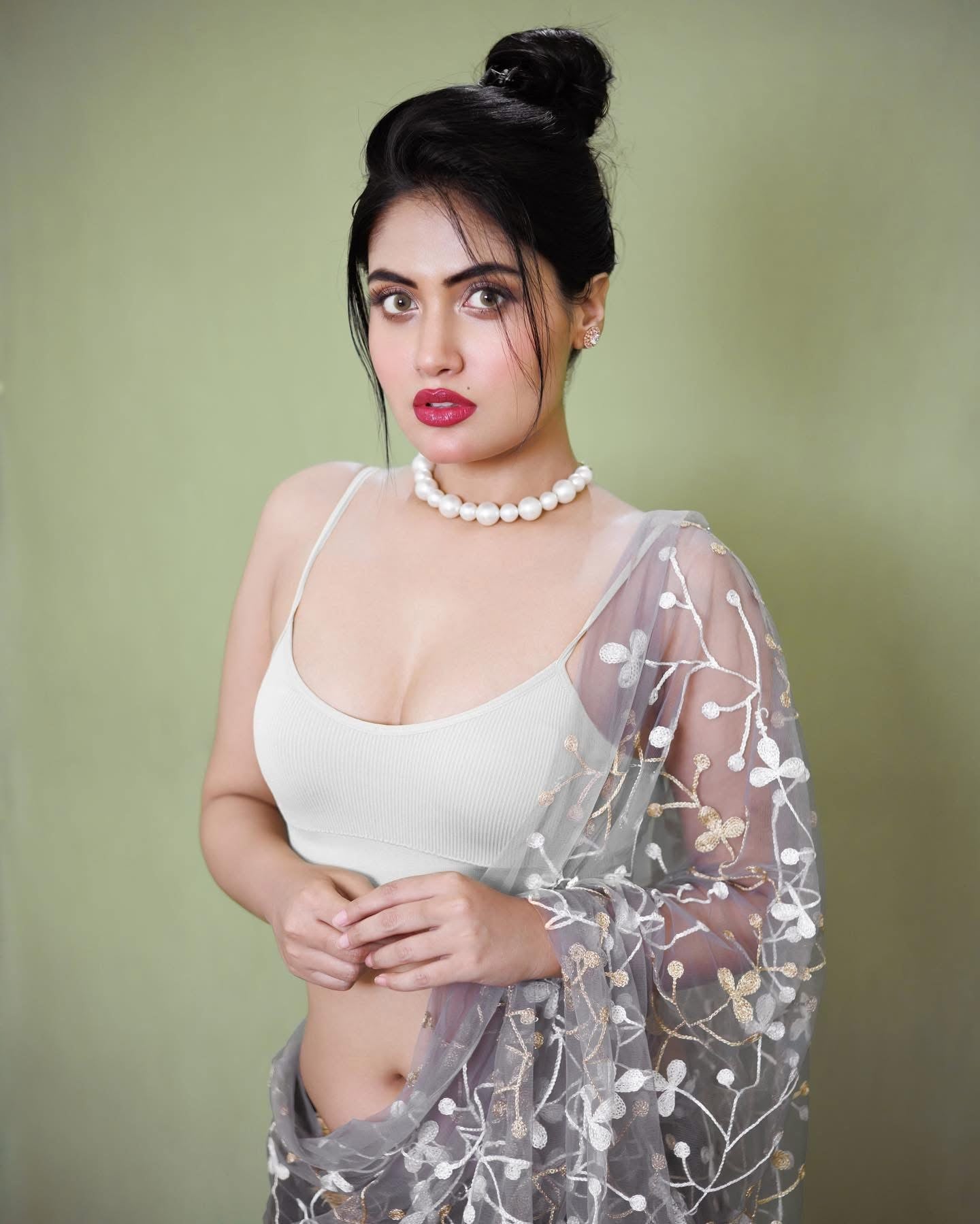 Manvi Chugh nude 6