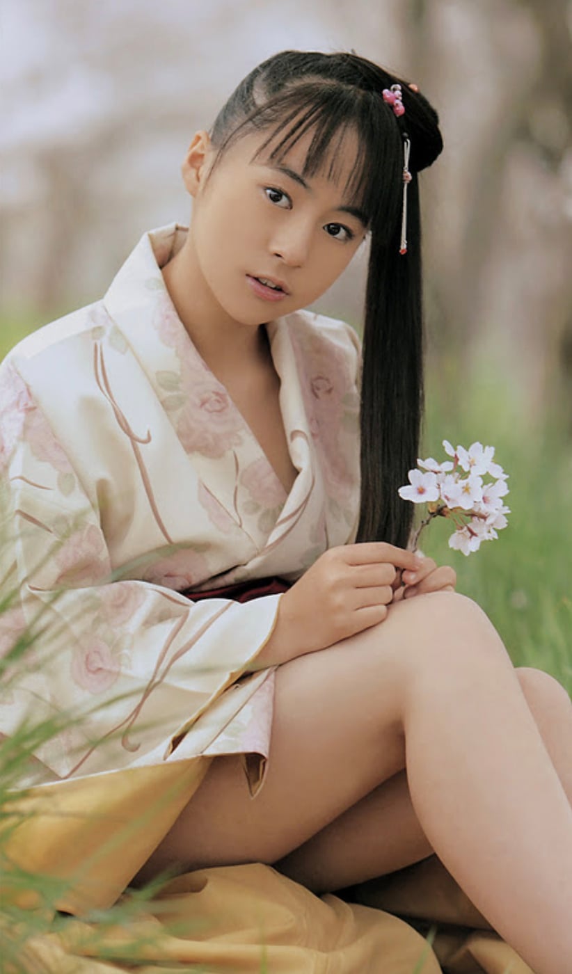 Mao Kobayashi nude 1