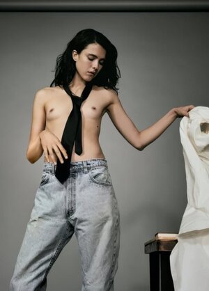 Margaret Qualley nude 12