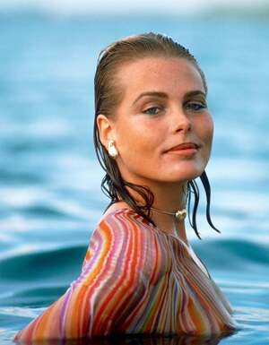 Margaux Hemingway nude 7