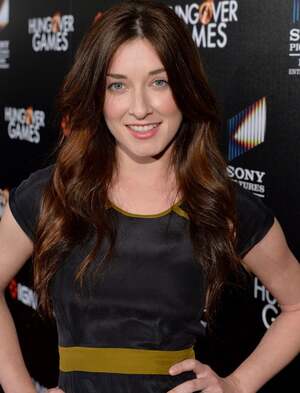 Margo Harshman nude 5