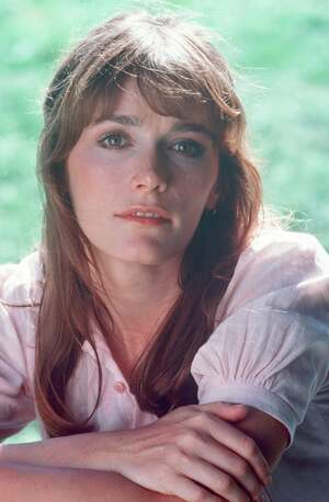 Margot Kidder nude 7