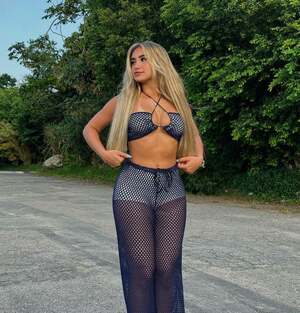 Mari Borges nude 12