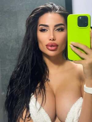 Mari My Ray nude 8
