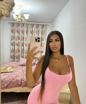 Maria Beatrice nude 10