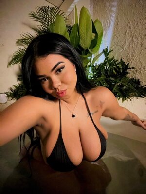 Maria Jose Bravo Isaza nude 7