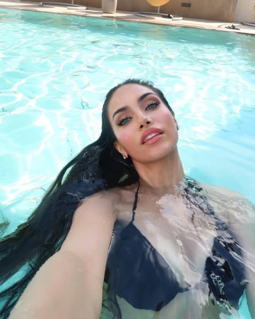 Maria Manvelian nude 7