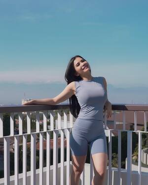 Maria Vania nude 5