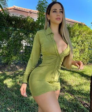 Mariam Olivera nude 7