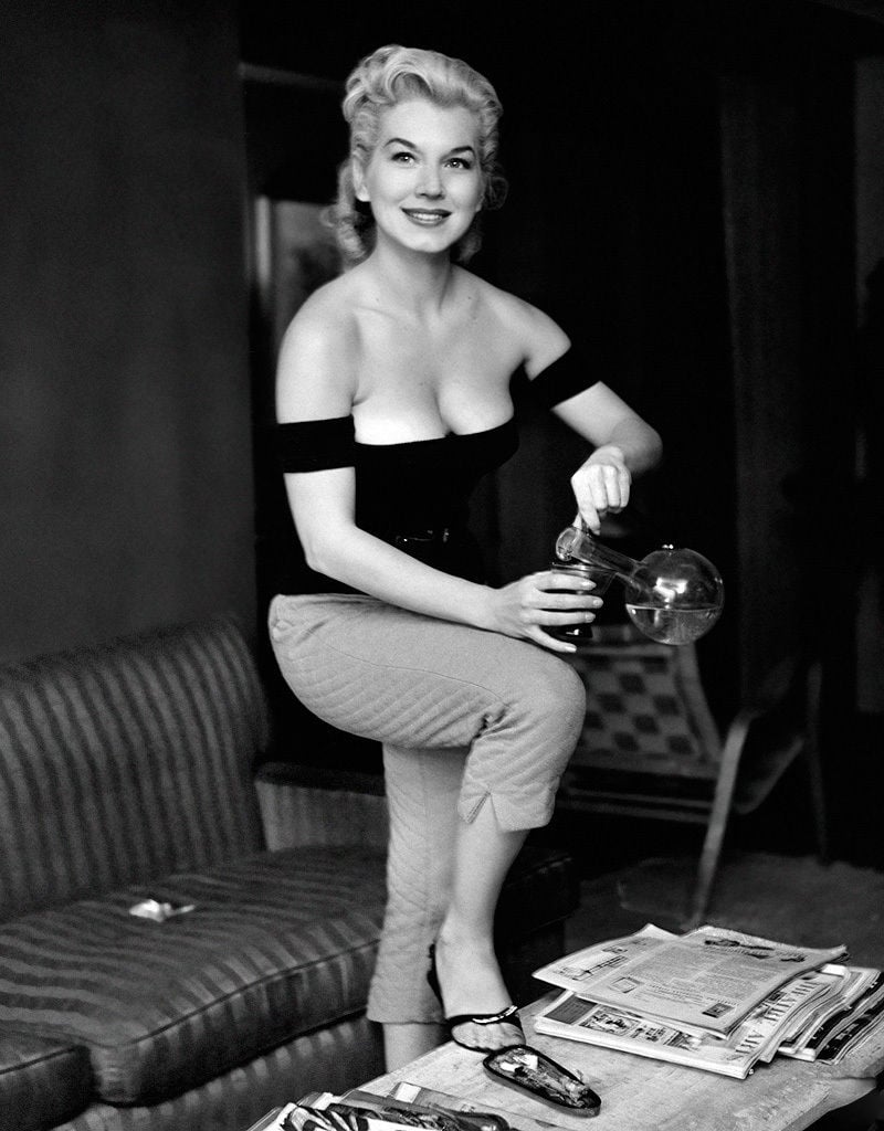 Marian Stafford nude 3