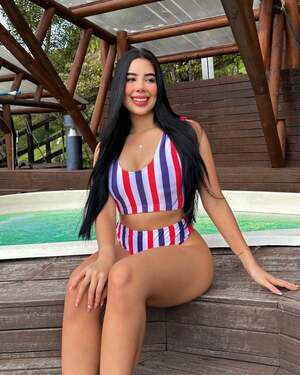 Mariana Zapata nude 4