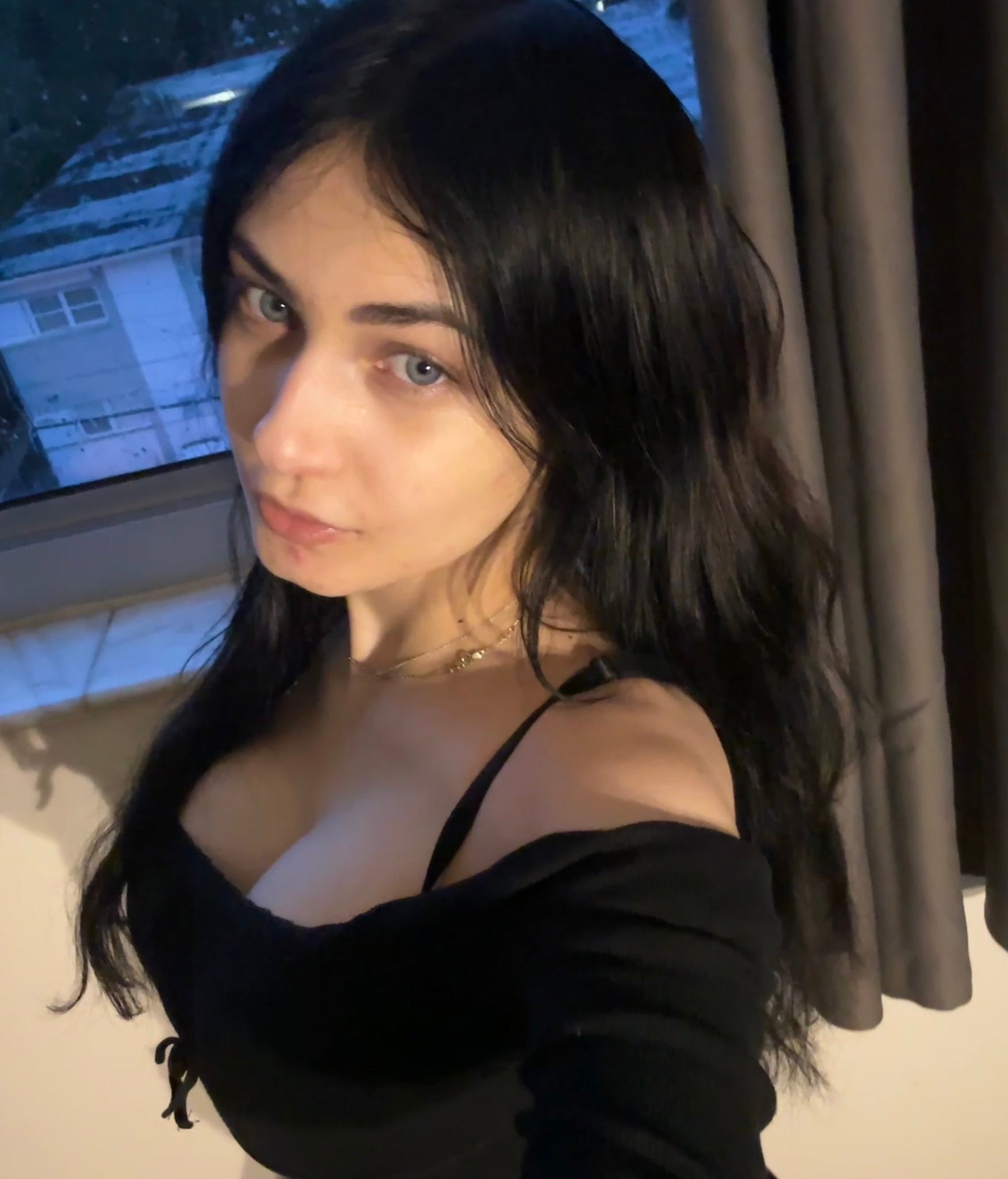 Marie Moone nude 5