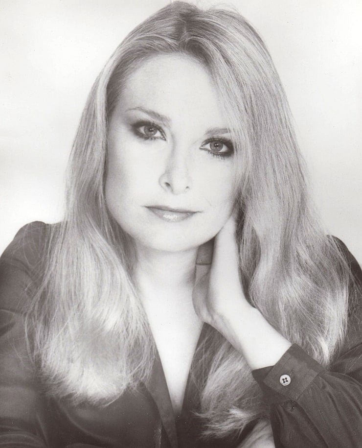 Marilyn Burns nude 3