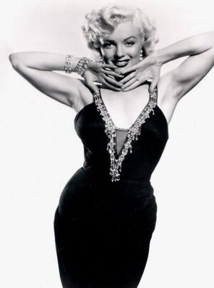 Marilyn Monroe nude 4