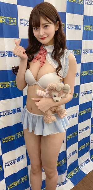 Marin Hinata nude 10