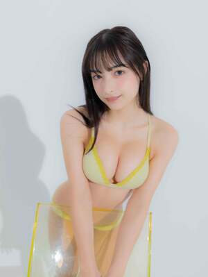 Marina Momose nude 5
