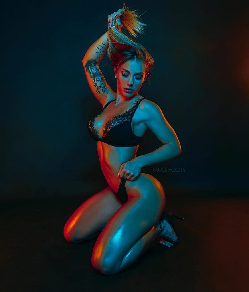 Marine Smezz nude 5