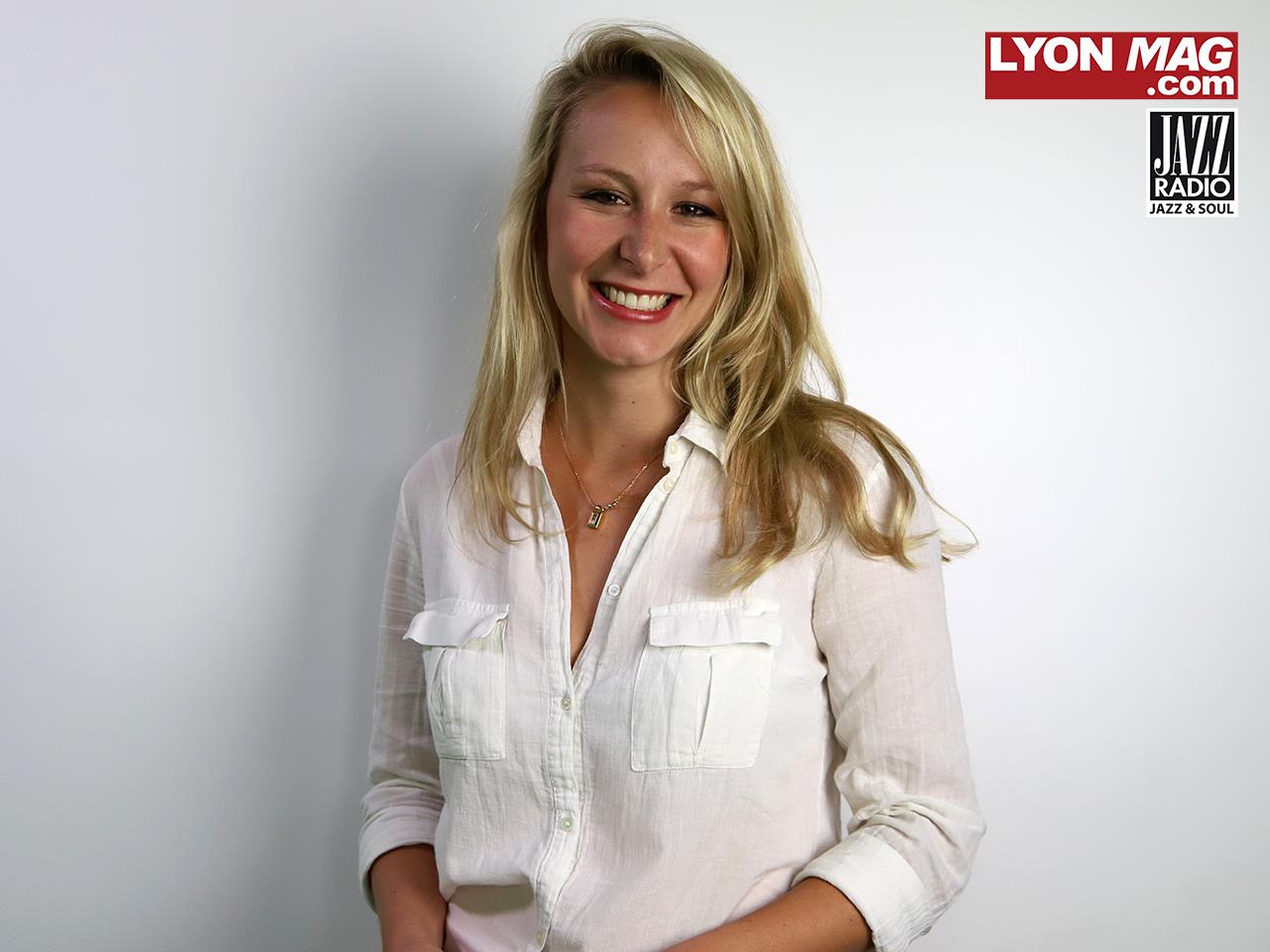 Marion Le Pen nude 11