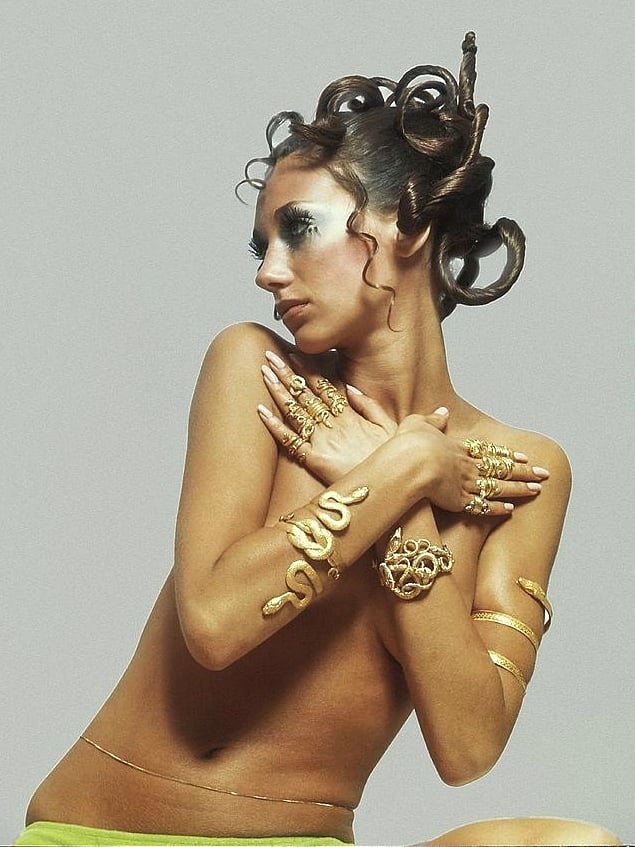 Marisa Berenson nude 6