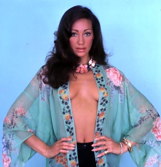 Marisa Berenson nude 9