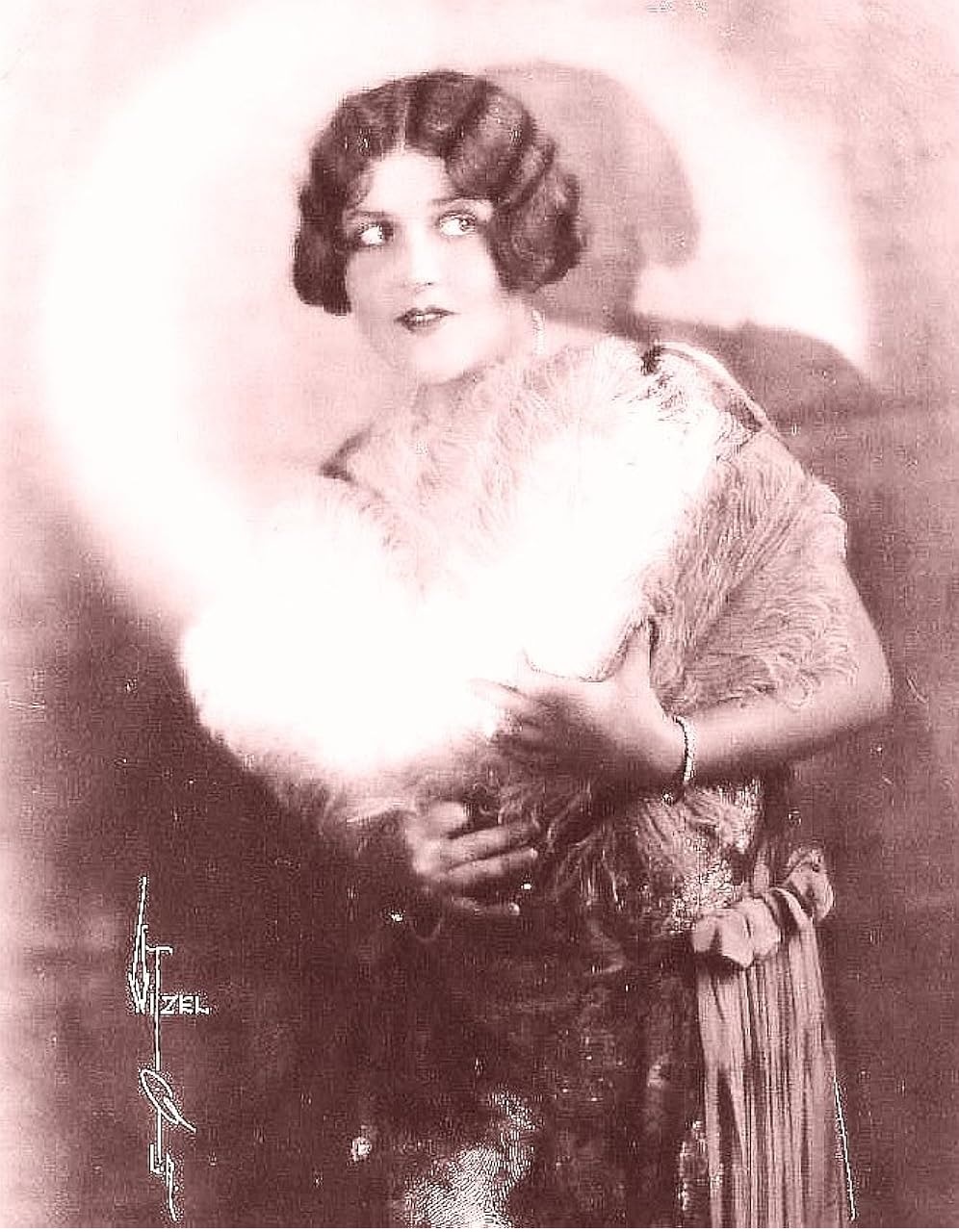 Marjorie Bennett nude 2