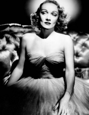 Marlene Dietrich nude 5