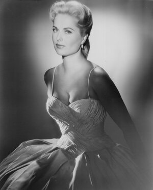 Martha Hyer nude 2