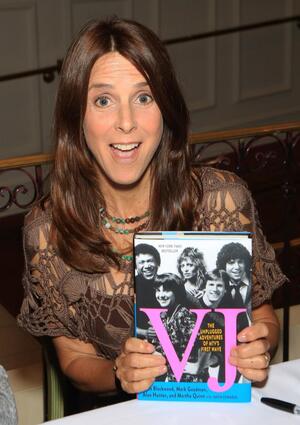 Martha Quinn nude 7
