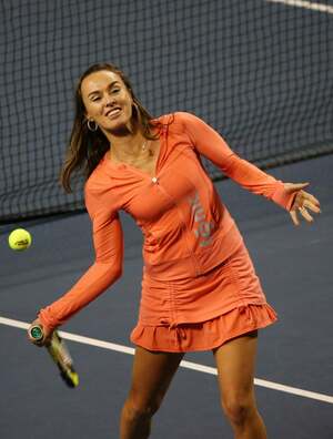 Martina Hingis nude 6