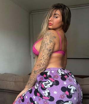 Mary Duarte nude 6