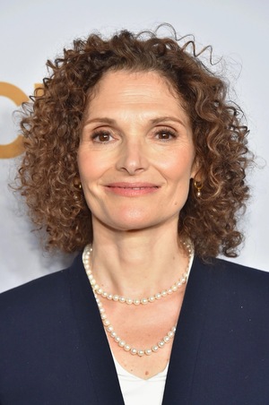 Mary Elizabeth Mastrantonio nude 4