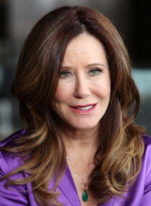 Mary McDonnell nude 6