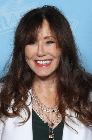 Mary McDonnell nude 7