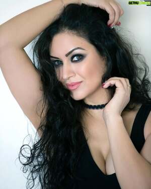 Maryam Zakaria nude 7