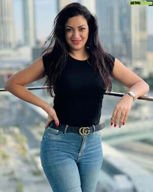 Maryam Zakaria nude 9