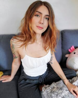 Marz nude 5